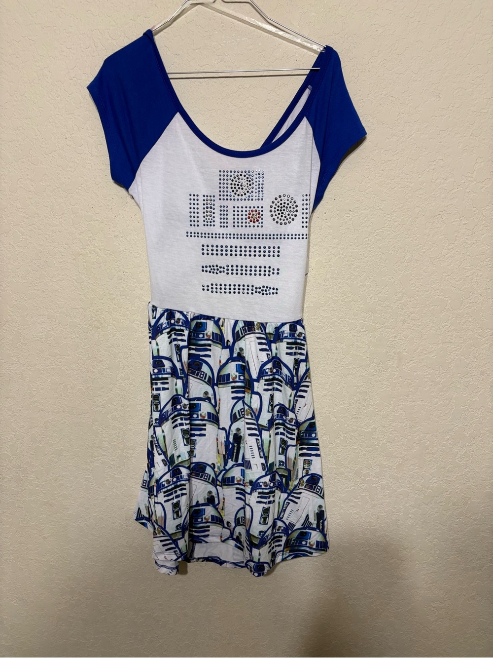 Disney White & Blue R2-D2 Graphic Casual Dress